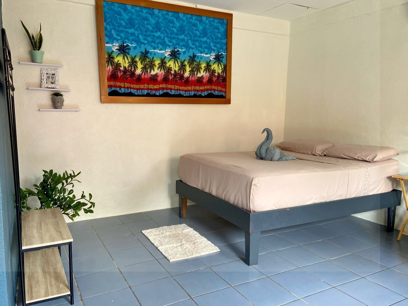 Minibar, desk, laptop workspace, WiFi (free)