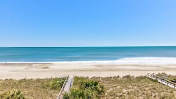 Playa en los alrededores
