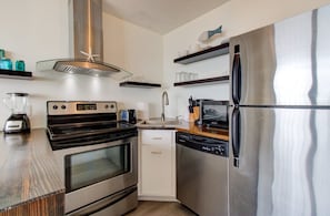 Fridge, microwave, oven, dishwasher - 0311 Seaside Retreat by Atlantic Towers (Carolina Beach)