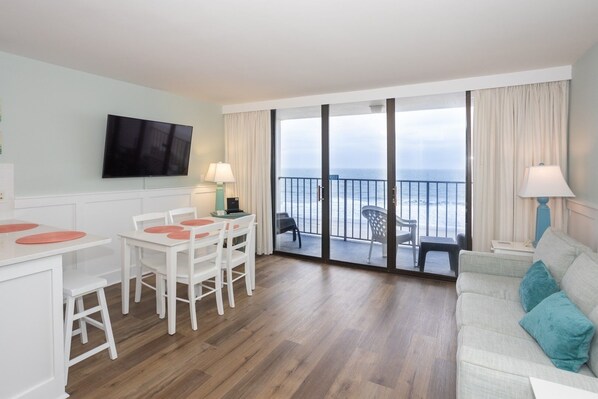 TV, offices - 0606 Endless Summer by Atlantic Towers (Carolina Beach)