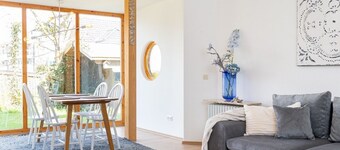 Wohnung "casa del Mar" Der Großzügige Garten und die Terrasse der Ferienwohnung "casa del Mar" Laden Sie und Ihre Familie zum Relaxen, Spielen und Verweilen ein