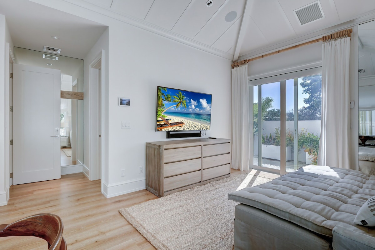 Photo 36 of The Sunshine Estate - Naples, FL