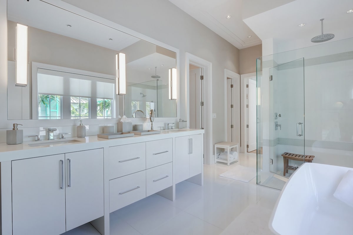 Photo 23 of The Sunshine Estate - Naples, FL