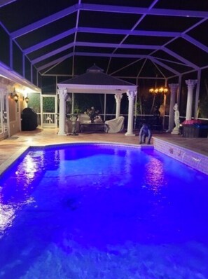 Indendørs pool, udendørs pool