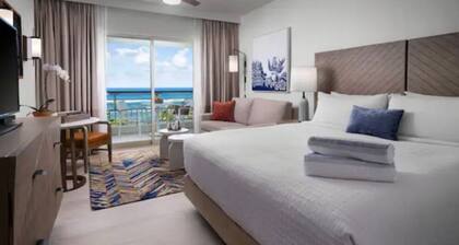Christmas week in remodeled 2 bedroom beachfront Hyatt timeshare