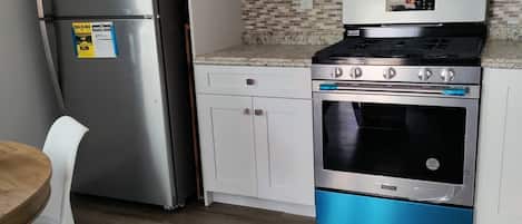 冰箱、茶具/咖啡用具、厨具/餐具