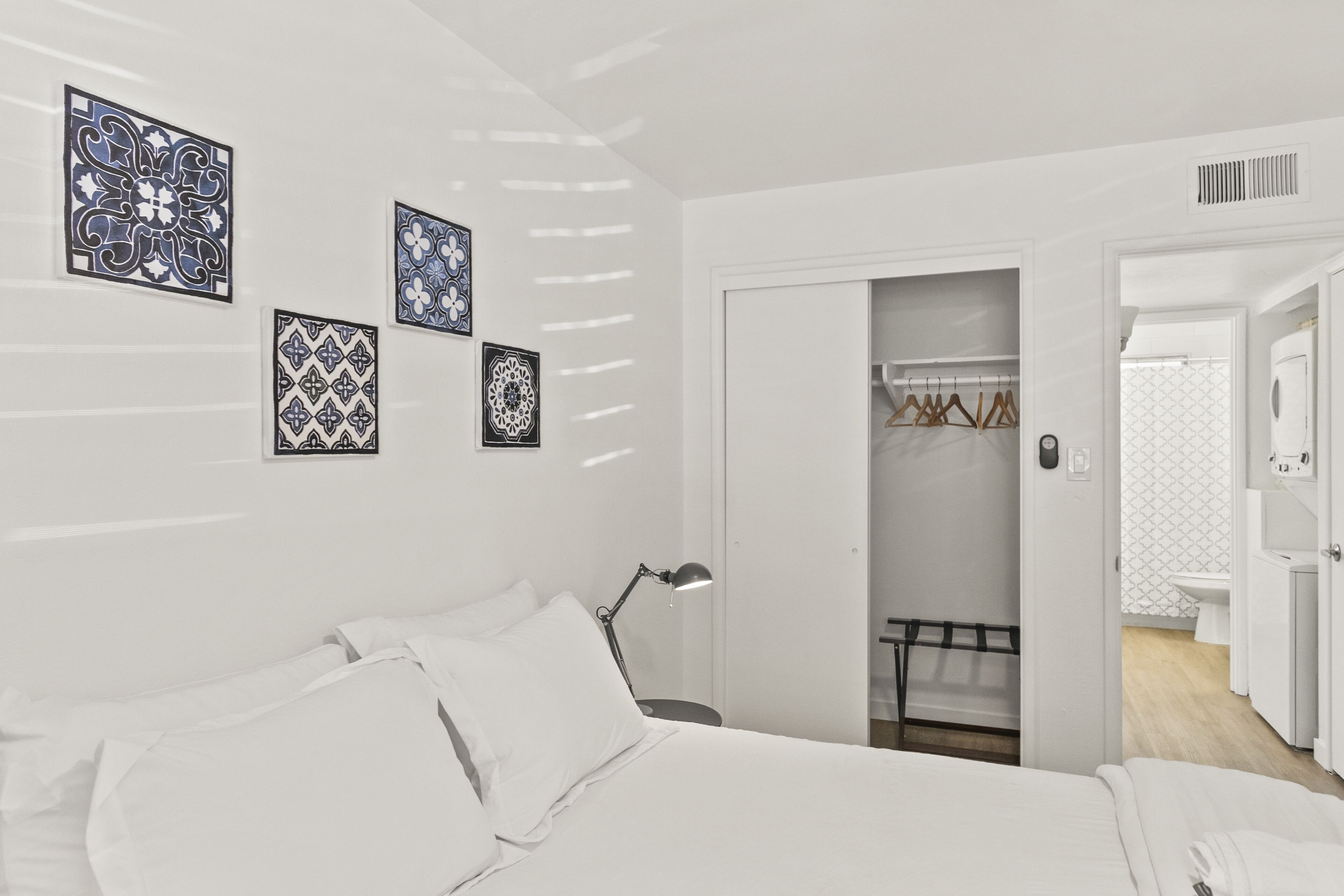 1 غرفة نوم ومكواة/لوح كي وواي فاي مجانًا