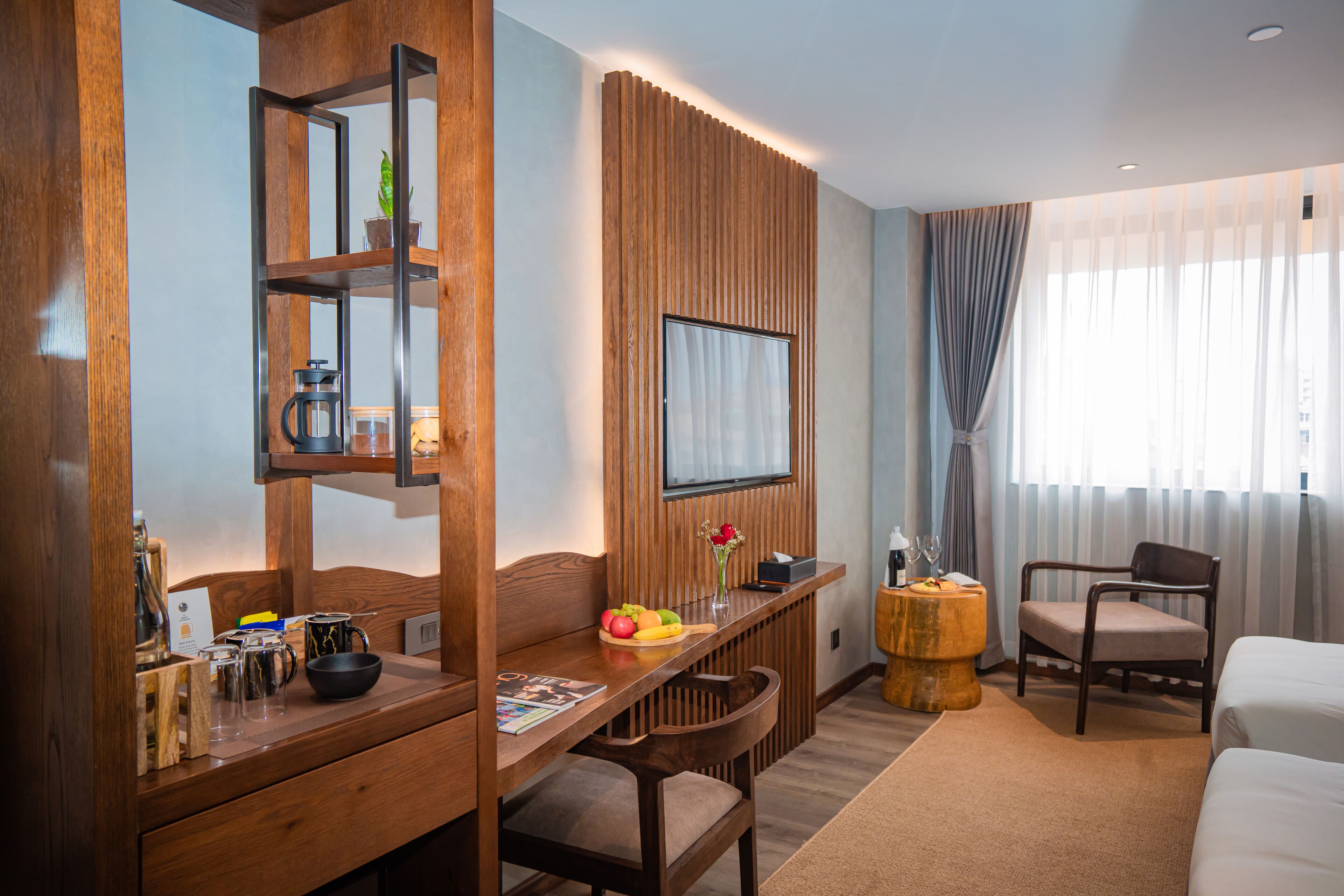 Colchones con pillow-top, minibar y caja de seguridad en la habitación 