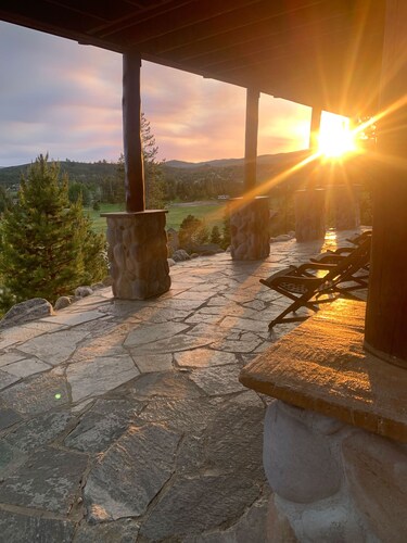 Newly renovated home with gorgeous lake views