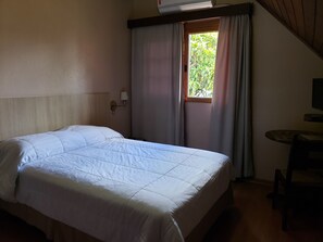Standard Room | 1 bedroom, free WiFi - Hotel Pousada das Flores (Gramado)
