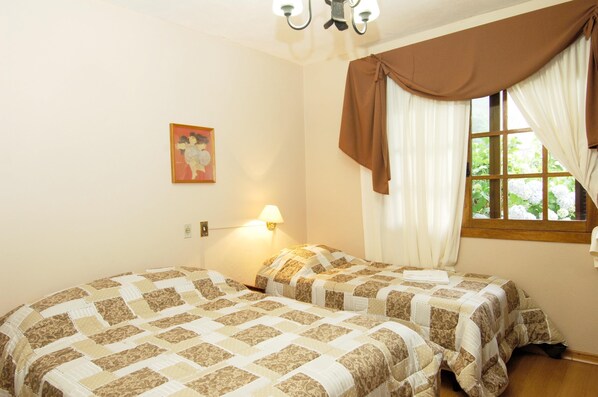 Room - Hotel Pousada das Flores (Gramado)