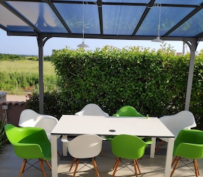 Outdoor dining - Villa Gusto mit Pool Zwischen Rovinj und Pula (Vodnjan)