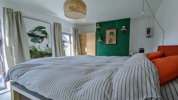 Basic House, Multiple Beds