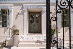 Villa - City Moments Villa Free Indoor Heated Pool (Chania)