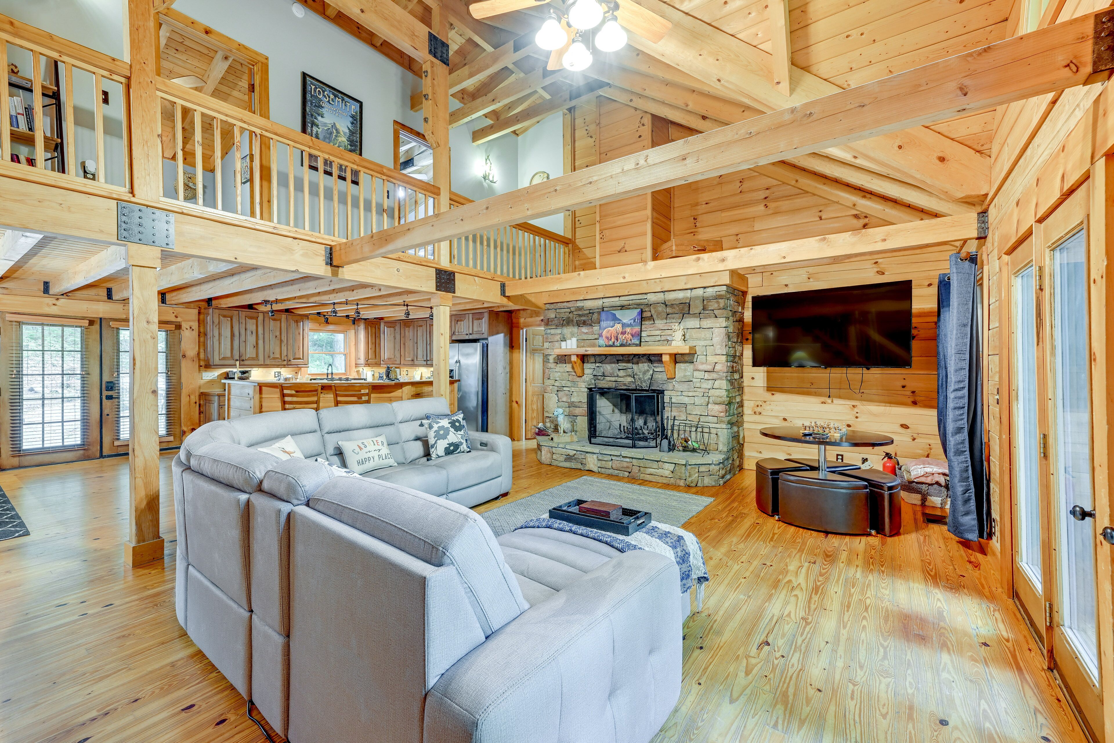 Scenic Blue Ridge Cabin Rental W/ Resort Amenities - Cashiers, NC