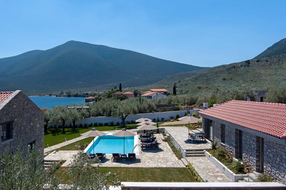 Lichnos Luxury Studio - Σούρπη