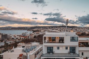 House, Accessible | 3 bedrooms - City Moments Penthouse I Close to Everything (Chania)