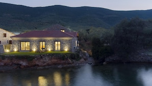 House, Accessible, Smoking - Lichnos Luxury Suite (Almyros)