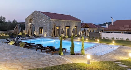 Lichnos Luxury Suite