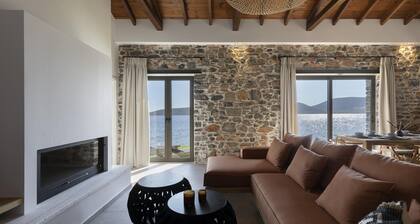 Lichnos Luxury Suite