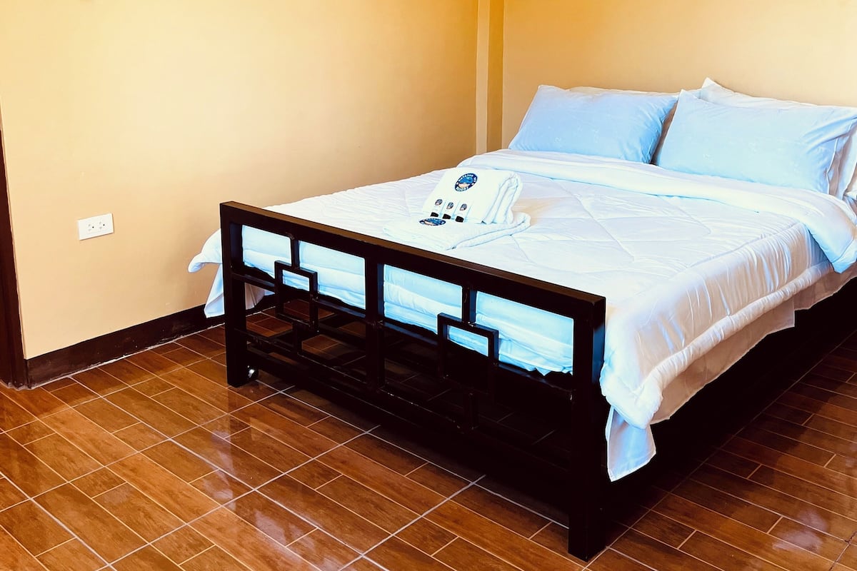 1 bedroom, premium bedding, rollaway beds, free WiFi