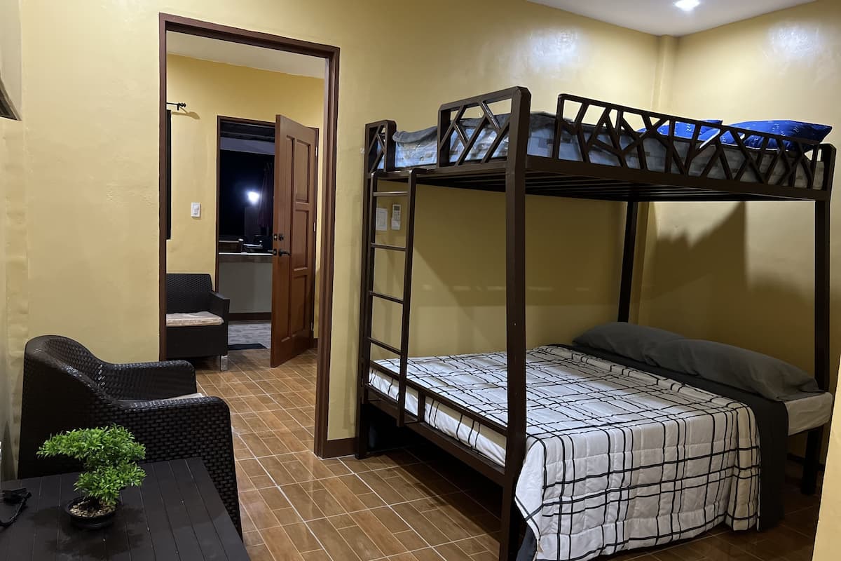 1 bedroom, premium bedding, rollaway beds, free WiFi