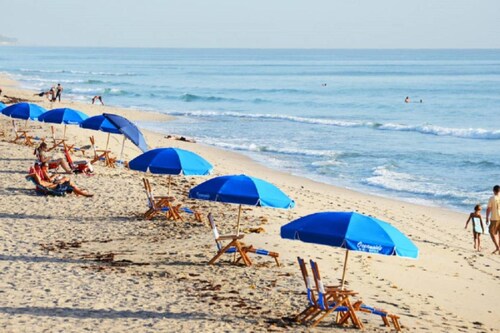 314s Nautical Beach Suite - 2 Beds!, Pools, Jacuzzi, Beach, Shops & Dog Friendly