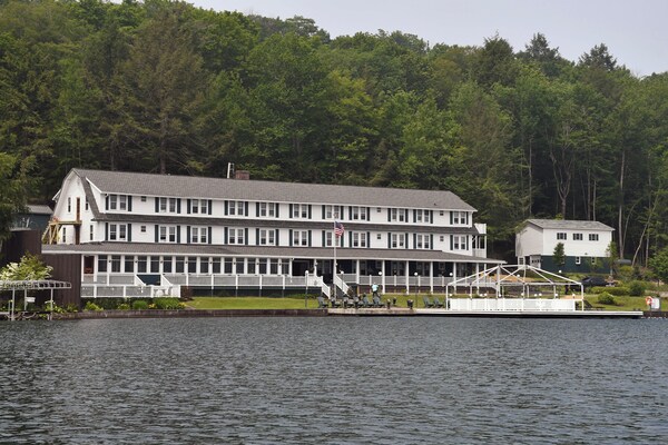 Chestnut Inn At Oquaga Lake - Deposit, NY