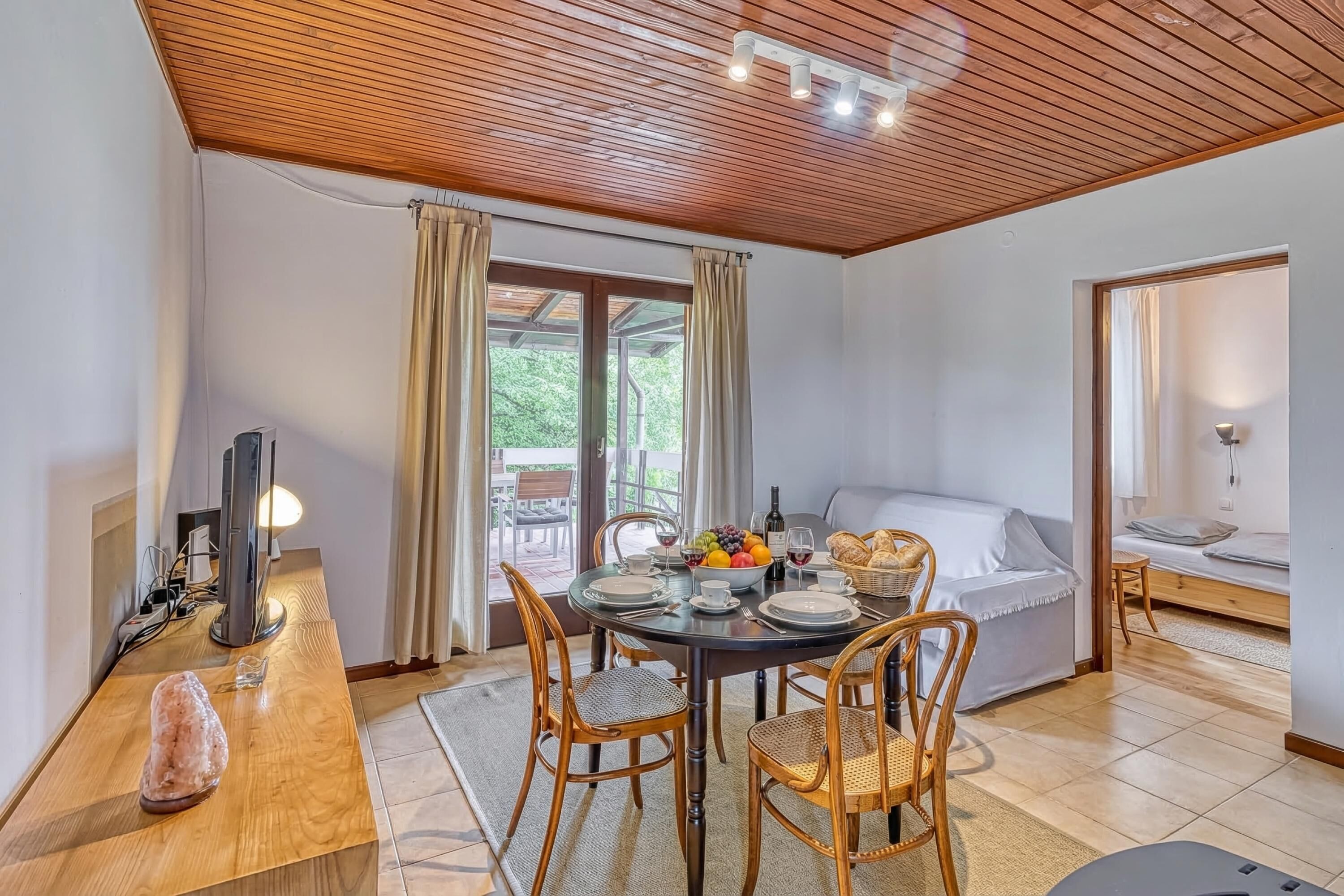 허니문 하우스, 침실 여러 개, 산비탈 (Lovely House Near Zagreb With Terrace) | 다이닝