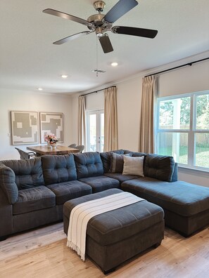 تلفزيون ذكي