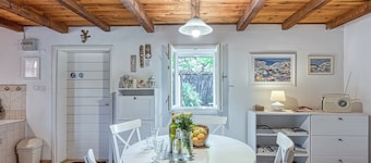 Eco House Zabodarski Beach