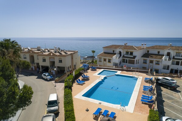 Opvarmet pool