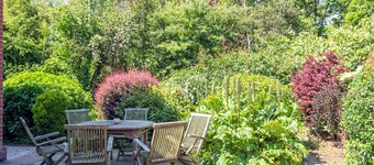 West Lodge, Church Knowle. Sleeps 10 & baby