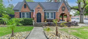 3BR Brick Cottage | Mins to USC & Riverbanks Zoo!