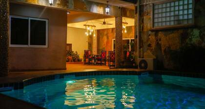 Midindi Hotel & Conference Center