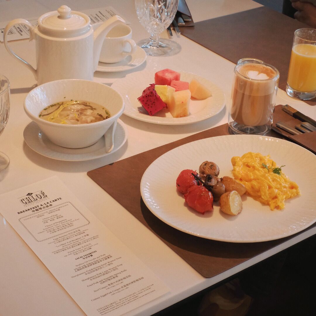 Daily cooked-to-order breakfast for a fee