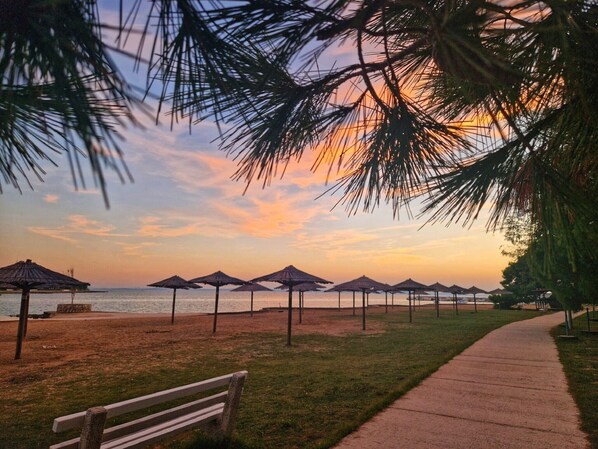 Strand