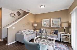 TV - Golden Treasure by Lucaya Resort (Kissimmee)