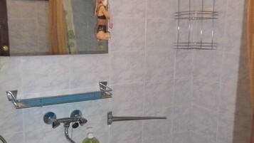 Apartment | Bathroom