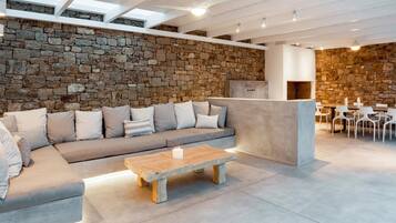 Villa, para fumadores | 7 habitaciones