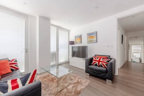 Basic Apartment, 2 Double Beds | Living area