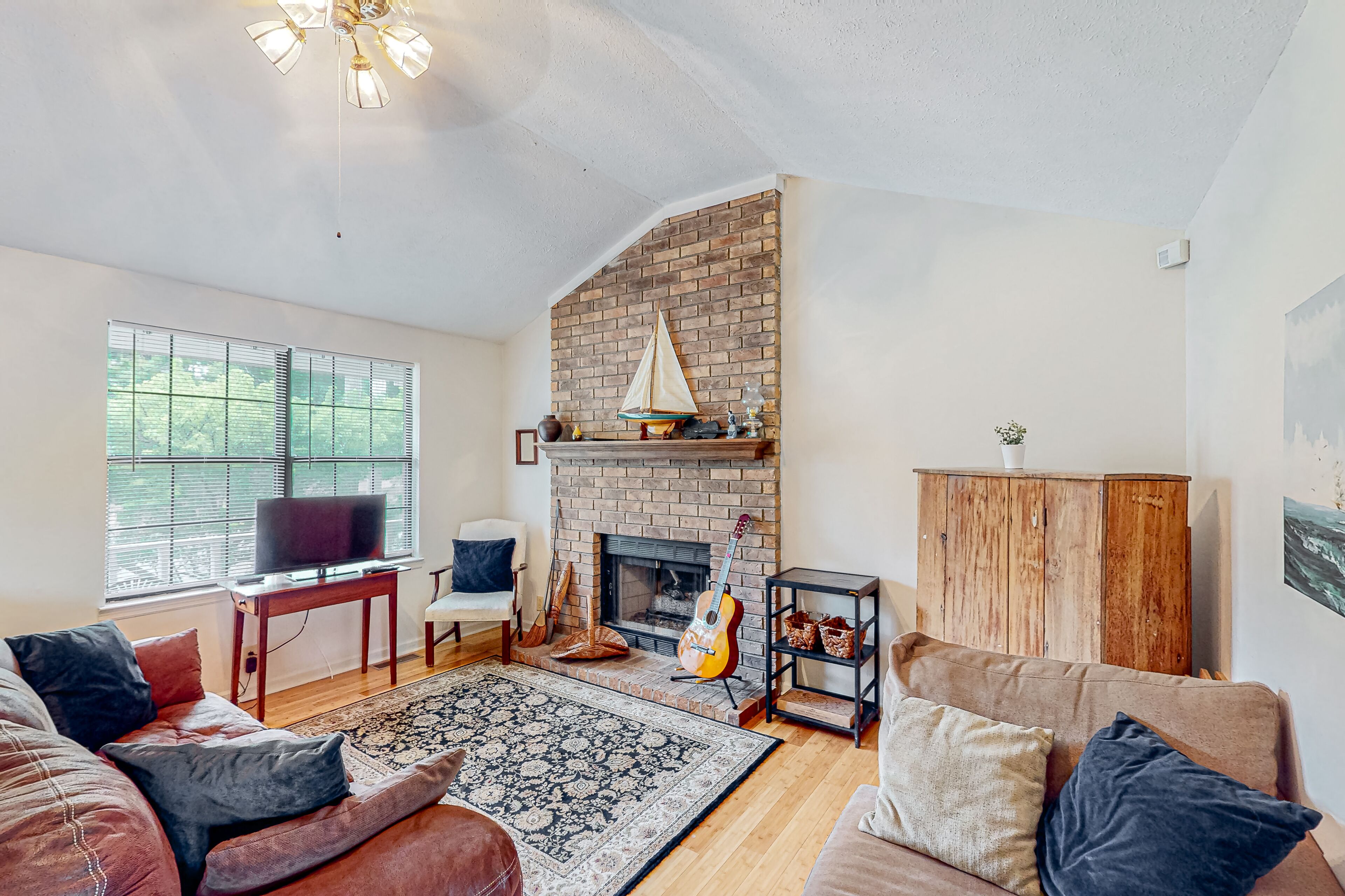 East End Harmony Retro Retreat | House in Nashville