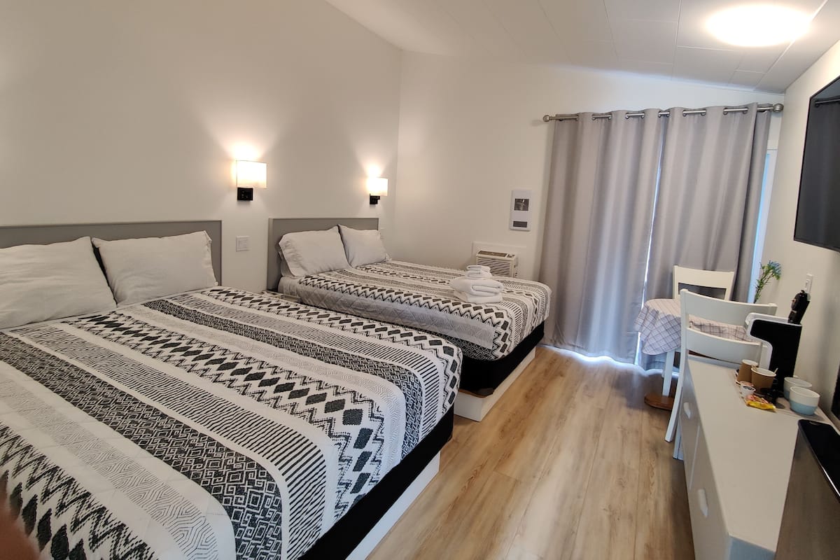 Chambre Signature, 2 grands lits | 1 chambre, literie de qualité supérieure, surmatelas, rideaux occultants