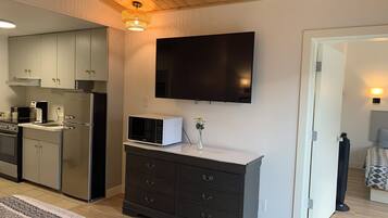 Executive-suite - flere senge - køkken | Premium-sengetøj, senge med topmadrasser, mørklægningsgardiner