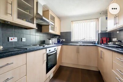 Home in Medway 3bedroom Free Sports Free Parking