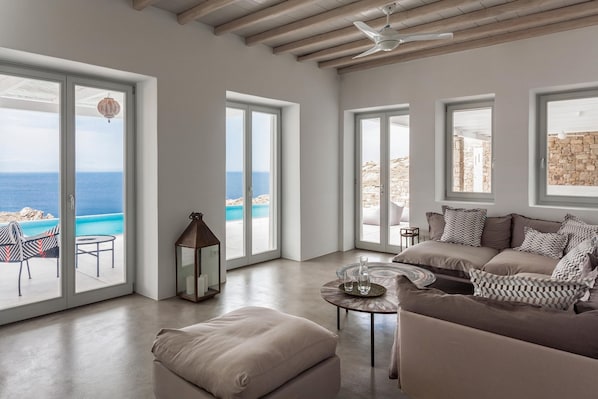 House | 14 bedrooms - Epic Twin Luxurious 14 Bedrooms Villa for 28 (Mykonos)