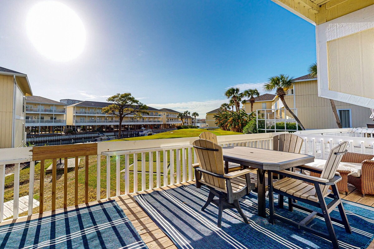 Photo 13 of Inviting condo with dock, pool, hot tub & private beach - dog-friendly