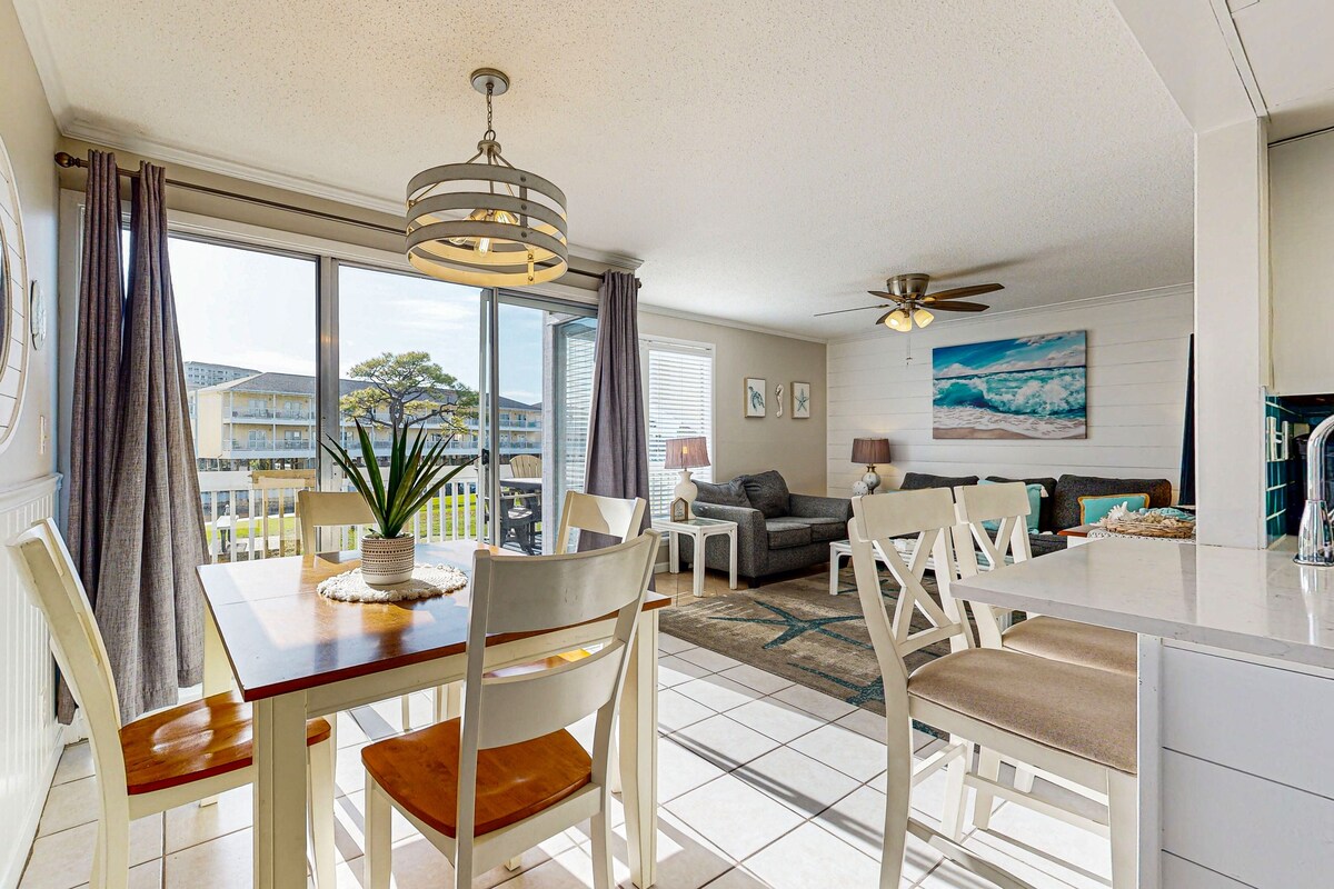 Photo 5 of Inviting condo with dock, pool, hot tub & private beach - dog-friendly
