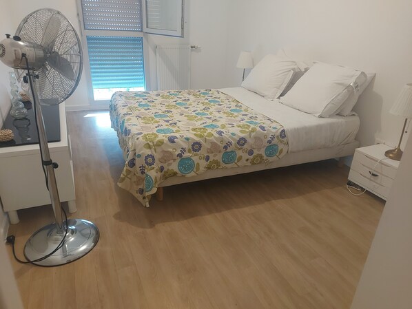 2 chambres, Wi-Fi gratuit, draps fournis