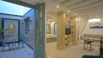 Suite Royale, plusieurs lits, non-fumeurs | 1 chambre, literie de qualité supérieure, couette en duvet d'oie